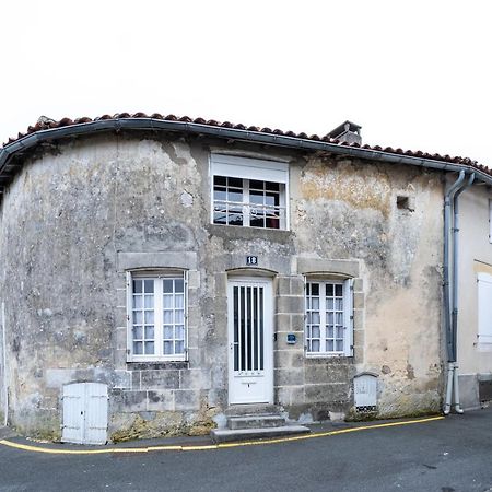Laconciergeriejonzac, Residence Georgeon Exteriér fotografie