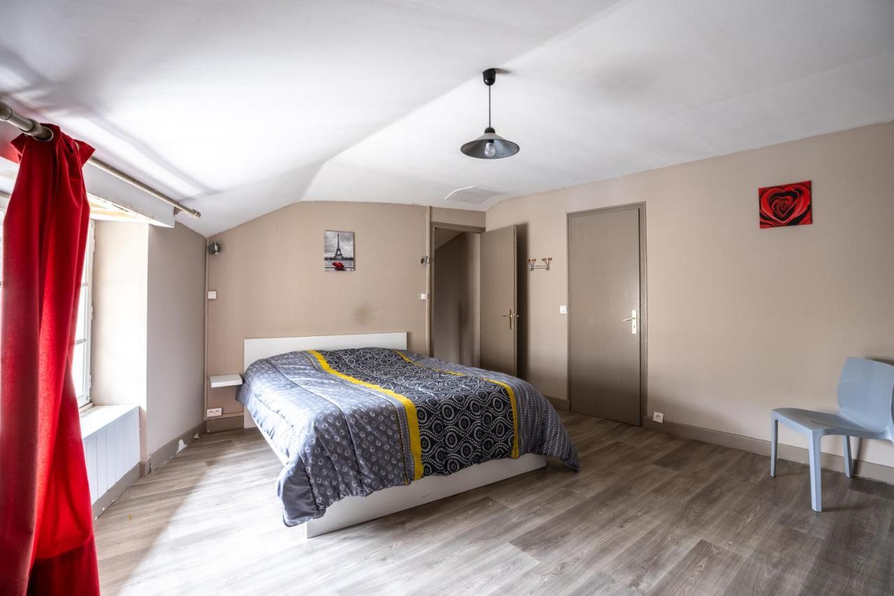 Laconciergeriejonzac, Residence Georgeon Exteriér fotografie